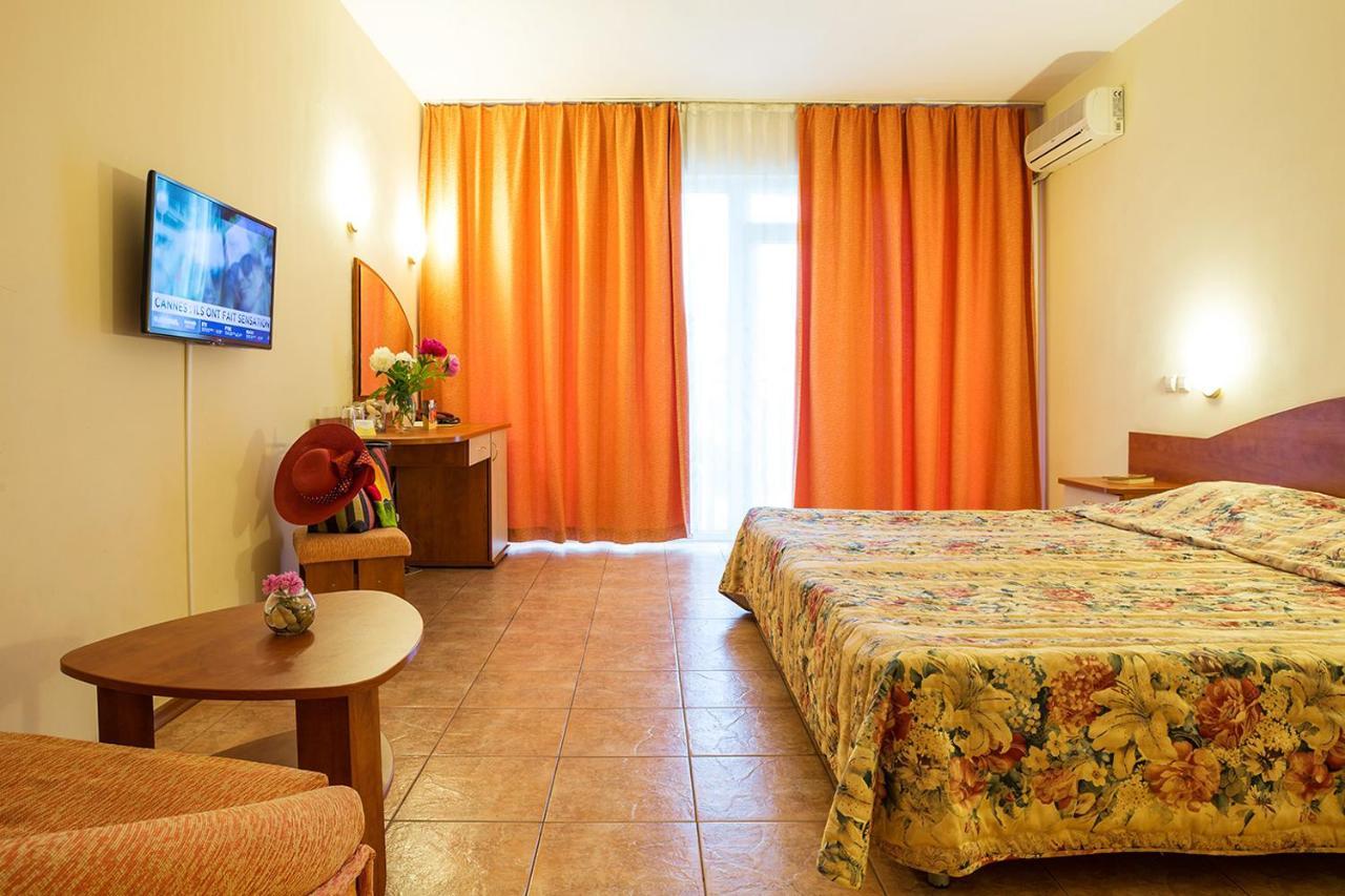 Ljuljak Hotel Golden Sands Exterior foto