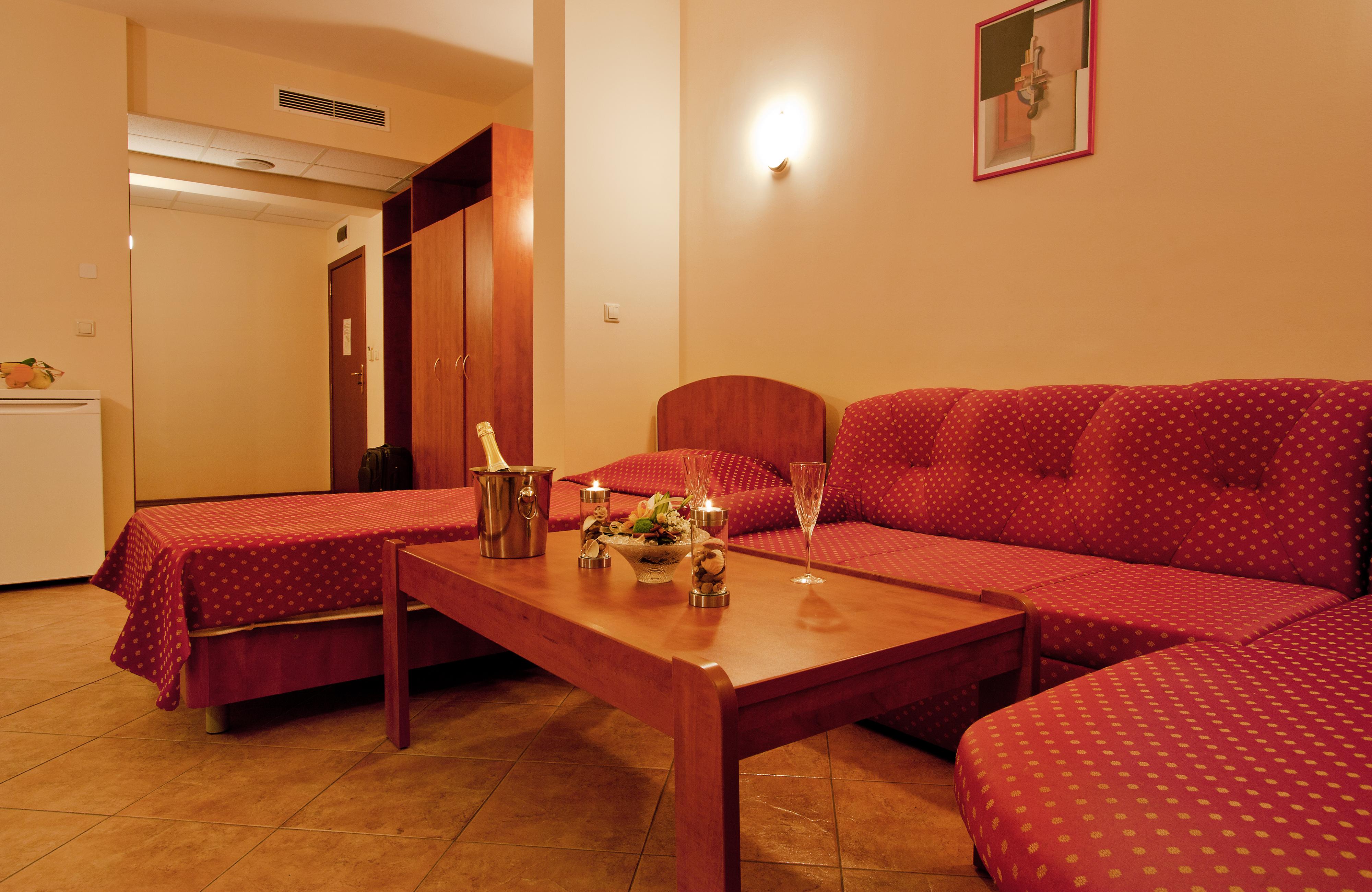 Ljuljak Hotel Golden Sands Exterior foto