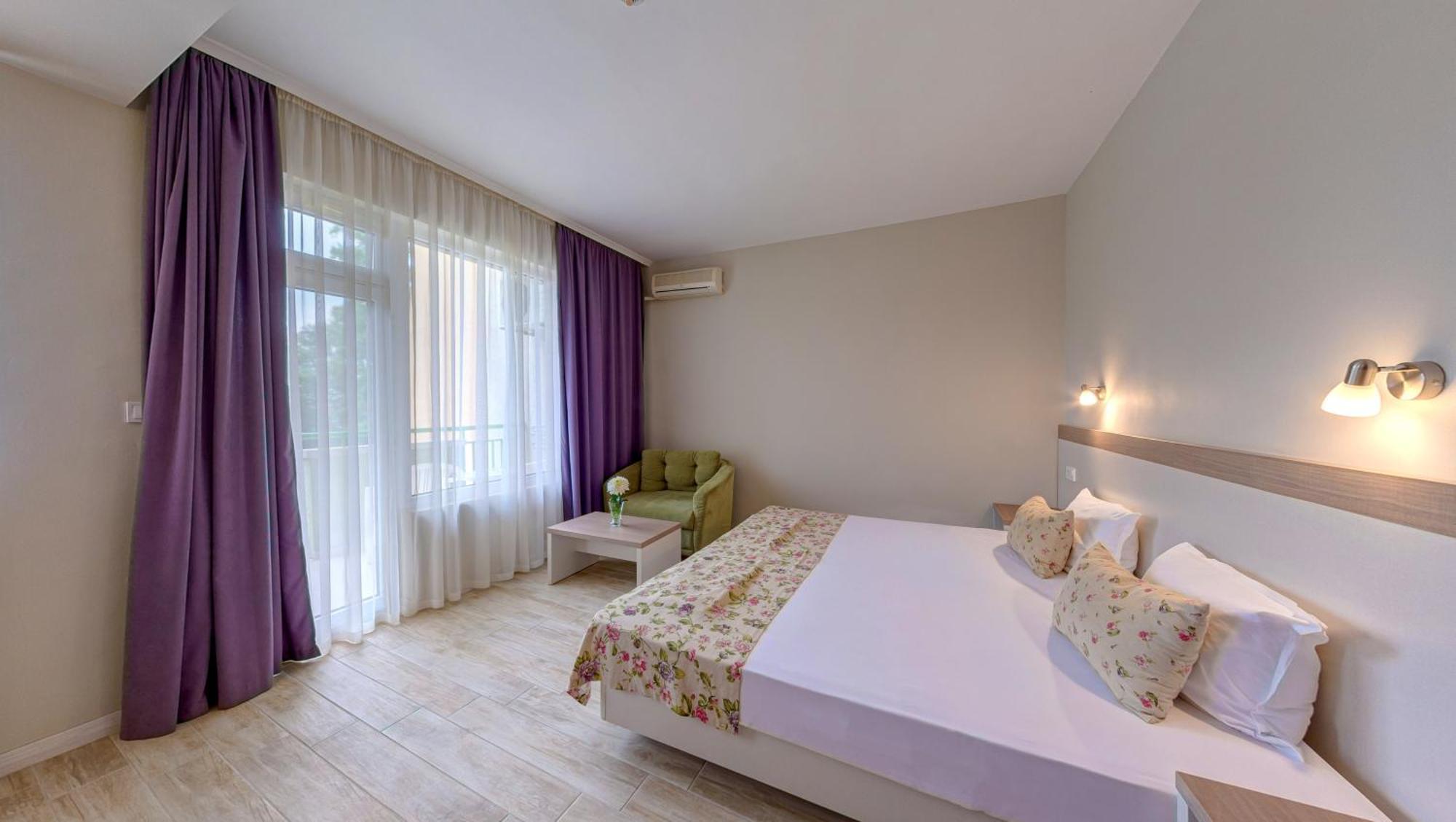 Ljuljak Hotel Golden Sands Exterior foto
